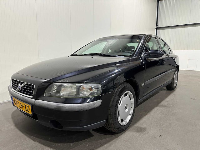 Volvo s60 2.4 47-lh-zz - afbeelding 1 van  18