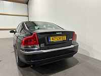 Volvo s60 2.4 47-lh-zz - afbeelding 13 van  18