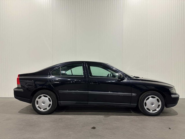 Volvo s60 2.4 47-lh-zz - afbeelding 15 van  18