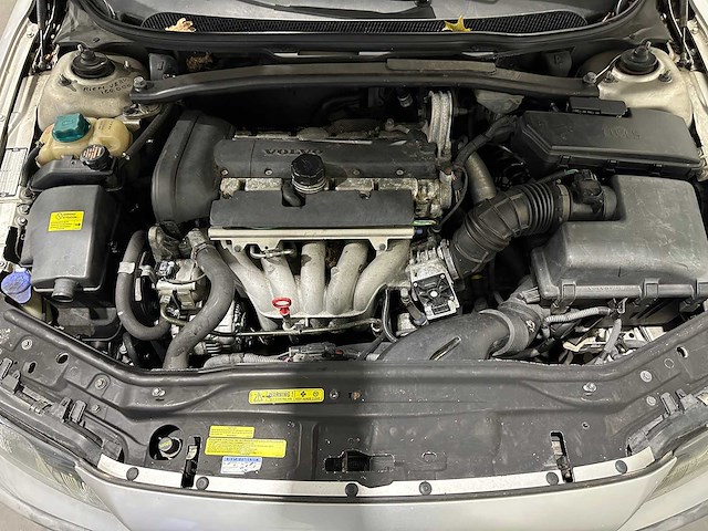 Volvo s60 2.4 82-gs-kg - afbeelding 11 van  21