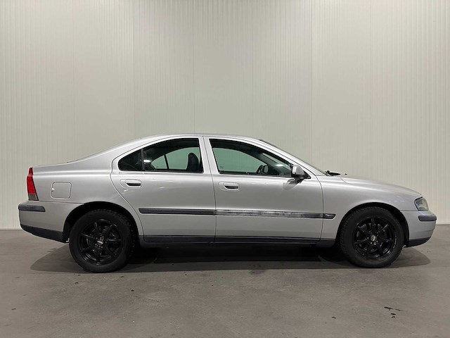 Volvo s60 2.4 82-gs-kg - afbeelding 18 van  21