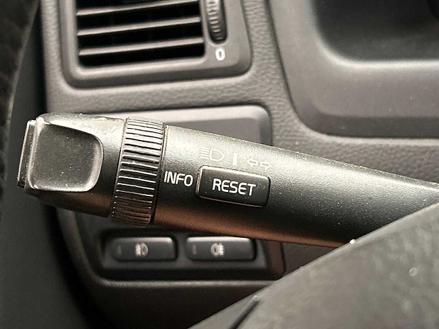 Volvo s60 2.4 edition ii 2006 | 47-sn-fr - afbeelding 25 van  39