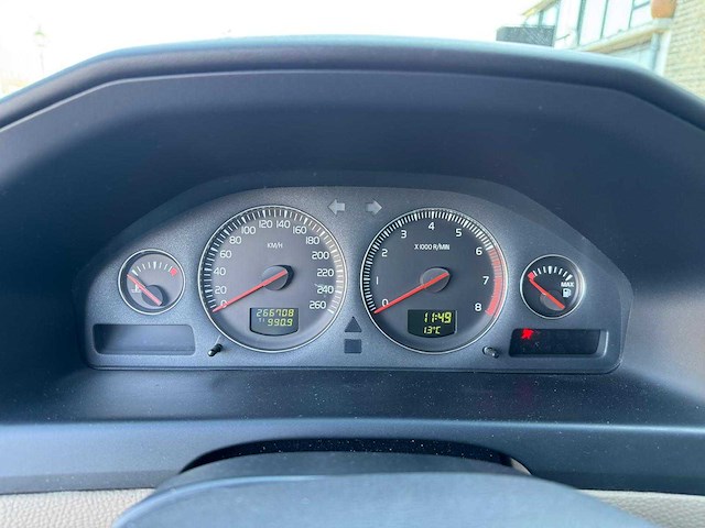 Volvo s60 2.4 kinetic automaat 57-rf-ng - afbeelding 13 van  20