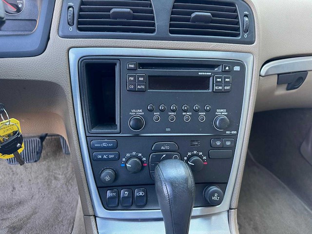 Volvo s60 2.4 kinetic automaat 57-rf-ng - afbeelding 9 van  20