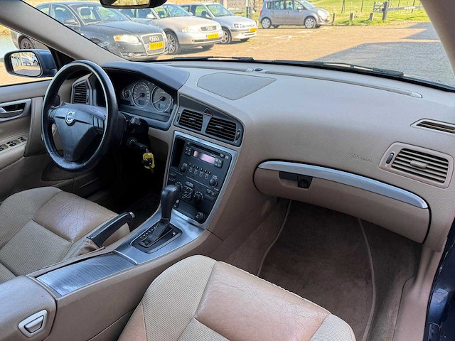 Volvo s60 2.4 kinetic automaat 57-rf-ng - afbeelding 4 van  20