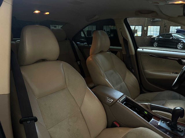 Volvo s60 2.4d momentum 163pk 2007, 07-xl-gt - afbeelding 30 van  38