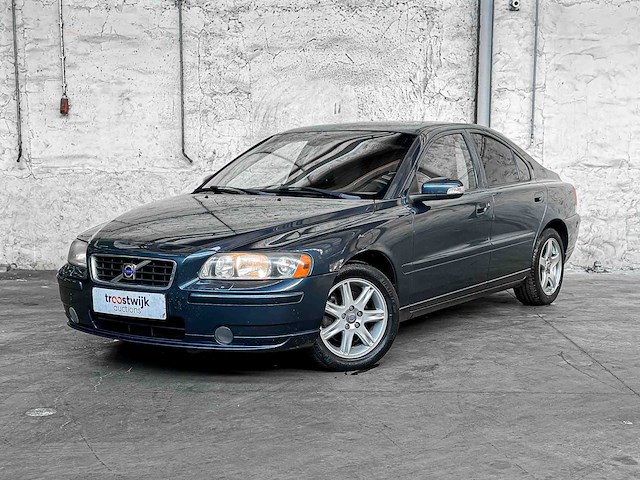 Volvo s60 2.4d momentum 163pk 2007, 07-xl-gt - afbeelding 1 van  38