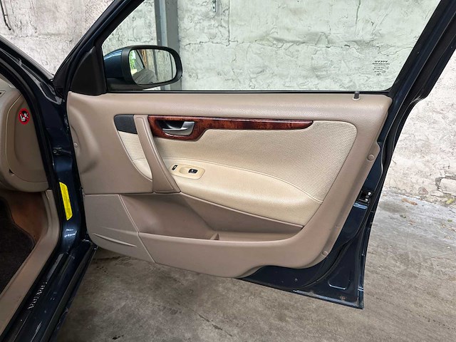 Volvo s60 2.4d momentum 163pk 2007, 07-xl-gt - afbeelding 28 van  38