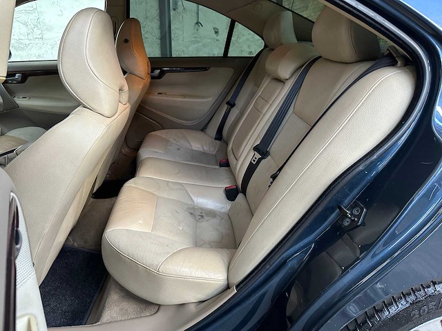Volvo s60 2.4d momentum 163pk 2007, 07-xl-gt - afbeelding 25 van  38
