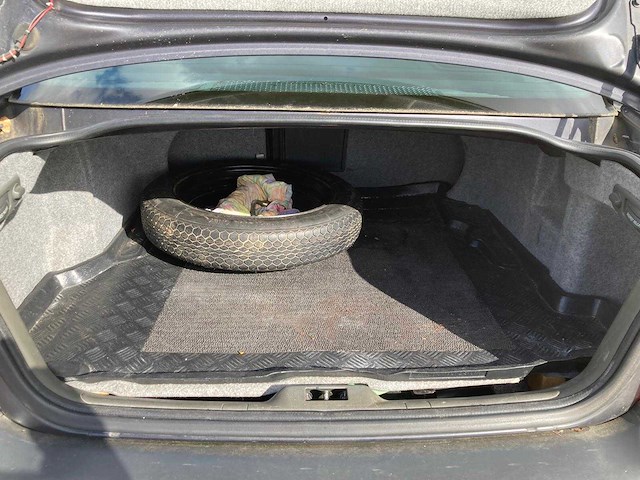 Volvo s80 2.4 comfort, 54-fj-xt - afbeelding 2 van  3