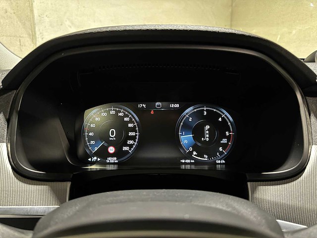 Volvo s90 2.0 d4 inscription 190pk 2016, h-594-bn - afbeelding 31 van  60