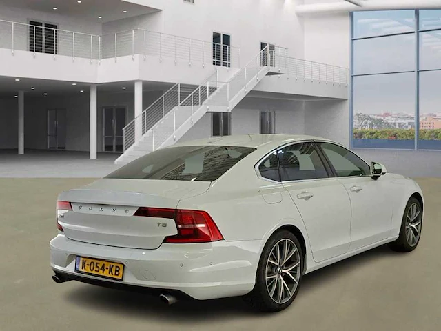 Volvo s90 2.0 t5 momentum automaat * k-054-kb - afbeelding 15 van  20