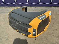 Volvo shovel motorkap - afbeelding 1 van  4