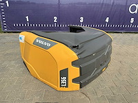 Volvo shovel motorkap - afbeelding 2 van  4