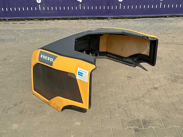 Volvo shovel motorkap - afbeelding 4 van  4