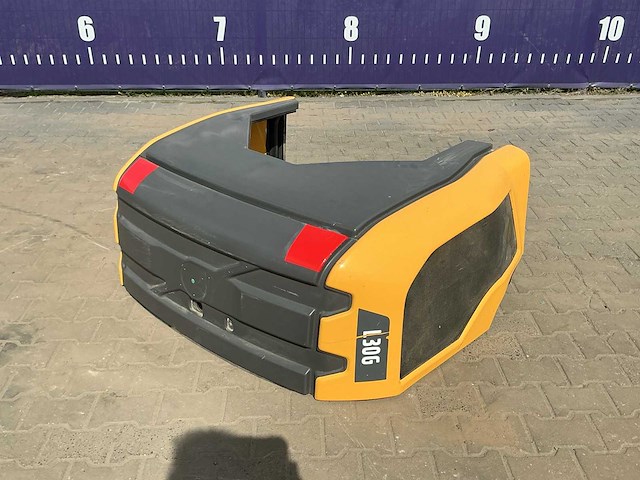 Volvo shovel motorkap - afbeelding 1 van  4