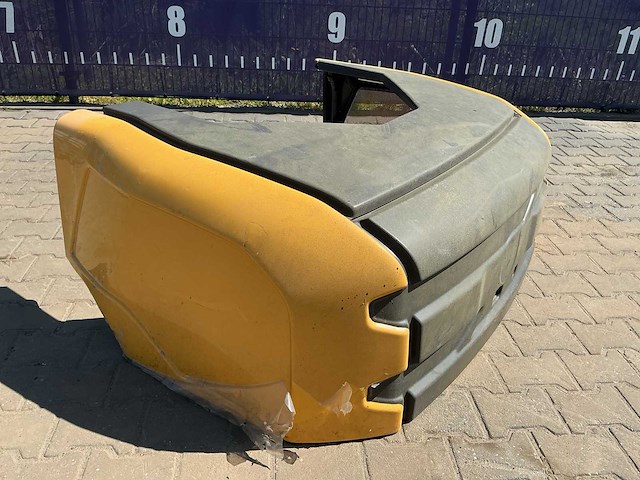 Volvo shovel motorkap - afbeelding 2 van  4