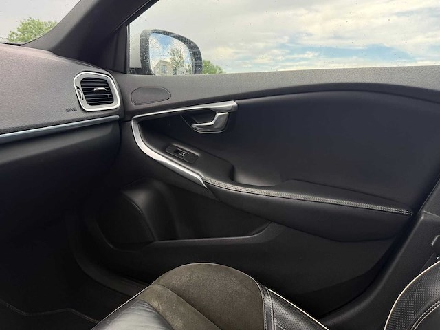 Volvo v40 - 2.0 d2 oc. race bns,* gj-701-s - afbeelding 3 van  21