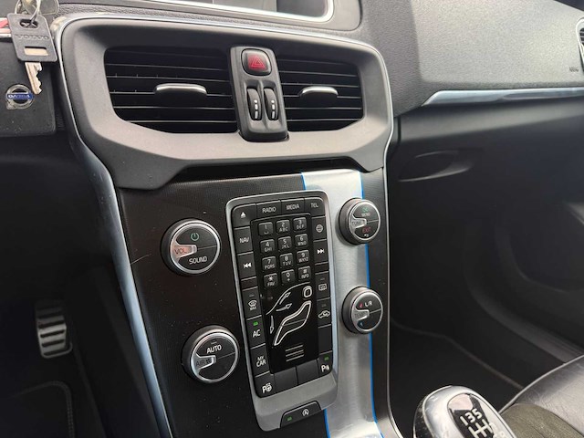 Volvo v40 - 2.0 d2 oc. race bns,* gj-701-s - afbeelding 4 van  21