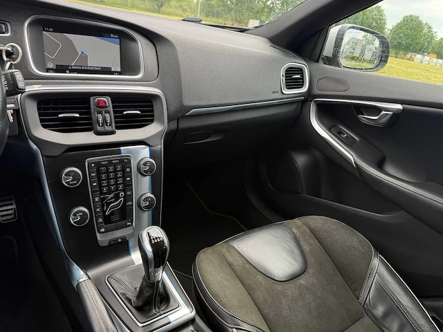 Volvo v40 - 2.0 d2 oc. race bns,* gj-701-s - afbeelding 6 van  21