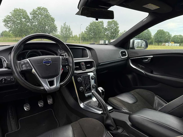 Volvo v40 - 2.0 d2 oc. race bns,* gj-701-s - afbeelding 19 van  21
