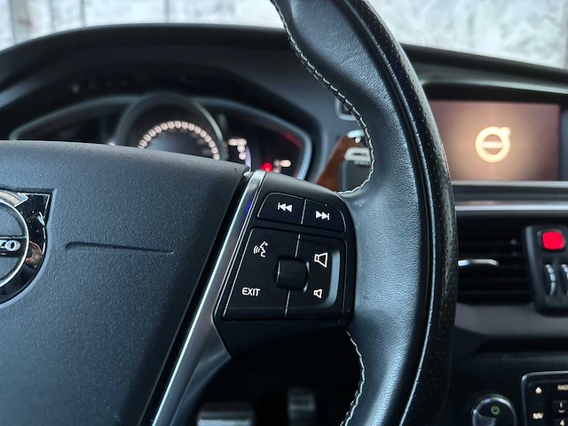 Volvo v40 1.5 t3 polar+ sport 152pk 2019, g-819-bh - afbeelding 15 van  42