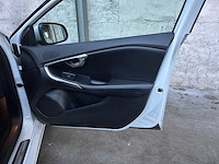 Volvo v40 1.5 t3 polar+ sport 152pk 2019, g-819-bh - afbeelding 32 van  42