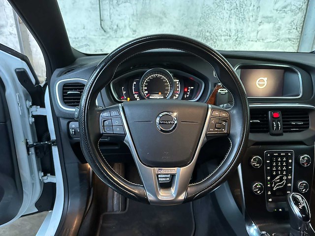 Volvo v40 1.5 t3 polar+ sport 152pk 2019, g-819-bh - afbeelding 18 van  42