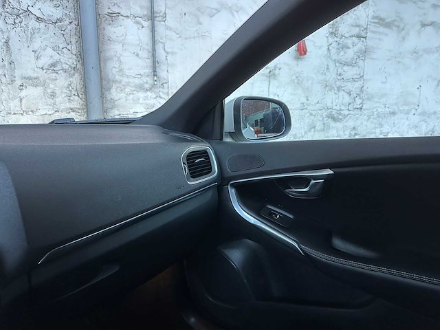 Volvo v40 1.5 t3 polar+ sport 152pk 2019, g-819-bh - afbeelding 30 van  42