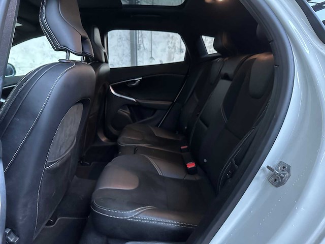Volvo v40 1.5 t3 polar+ sport 152pk 2019, g-819-bh - afbeelding 34 van  42