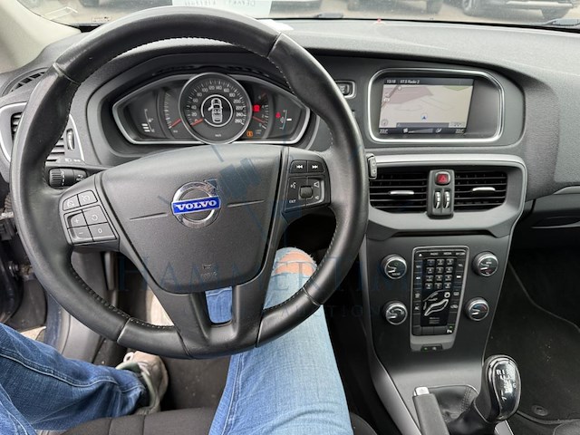 Volvo v40 1.6 d2 base,2013 - afbeelding 3 van  29