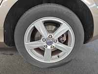 Volvo v40 1.6 d2 kinetic; 6-kvn-14 - afbeelding 1 van  13