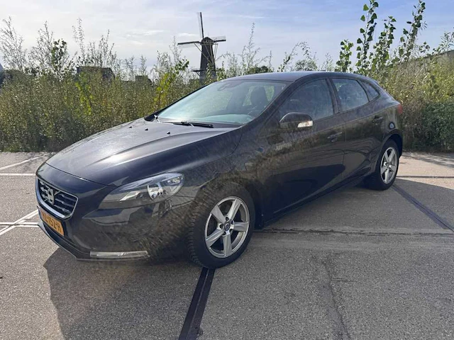 Volvo v40 1.6 d2 kinetic*, hz-152-h - afbeelding 1 van  14