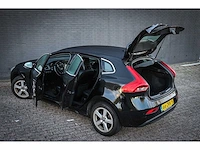 Volvo v40 1.6 d2 momentum*, 66-zrk-5 - afbeelding 7 van  17