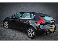 Volvo v40 1.6 d2 momentum*, 66-zrk-5 - afbeelding 12 van  17