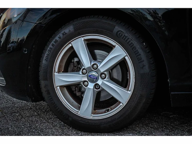 Volvo v40 1.6 d2 momentum*, 66-zrk-5 - afbeelding 14 van  17