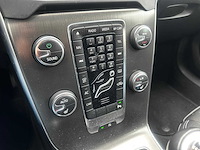 Volvo v40 1.6 t3 summum; 4-tvb-94 - afbeelding 6 van  19