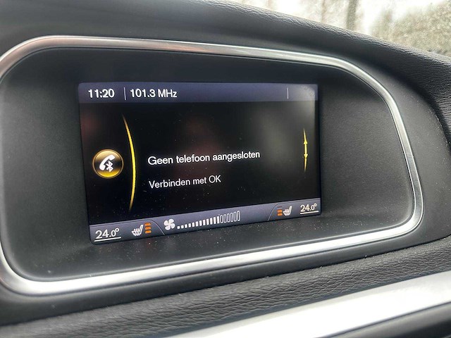 Volvo v40 1.6 t3 summum; 4-tvb-94 - afbeelding 9 van  19