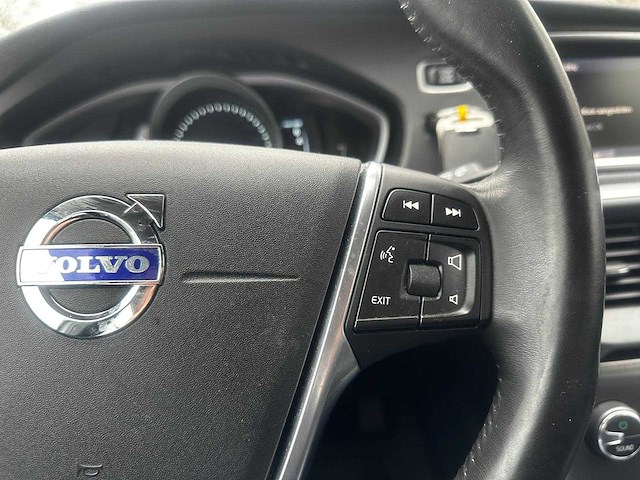 Volvo v40 1.6 t3 summum; 4-tvb-94 - afbeelding 4 van  20