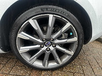 Volvo v40 1.6 t3 summum; 4-tvb-94 - afbeelding 17 van  20