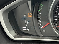 Volvo v40 2.0 d2 eco kinetic geartronic 120 at, 2017 - afbeelding 8 van  32
