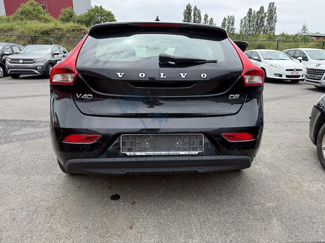Volvo v40 2.0 d2 eco kinetic geartronic 120 at, 2017 - afbeelding 28 van  32