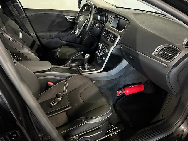 Volvo v40 2.0 d2 inscription, zr-475-x - afbeelding 6 van  20
