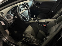 Volvo v40 2.0 d2 inscription, zr-475-x - afbeelding 16 van  20