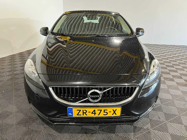 Volvo v40 2.0 d2 inscription, zr-475-x - afbeelding 9 van  20