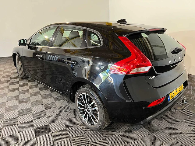 Volvo v40 2.0 d2 inscription, zr-475-x - afbeelding 15 van  20