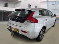 Volvo v40 2.0 d2 momentum; ns-568-n - afbeelding 4 van  9