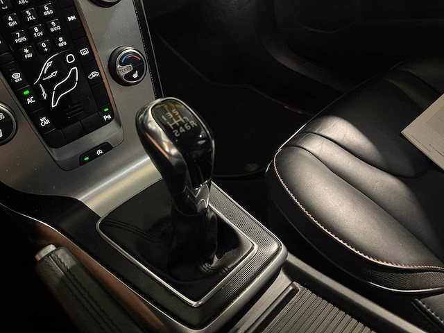 Volvo v40 2.0 d2 oc. race, sl-035-d - afbeelding 5 van  20