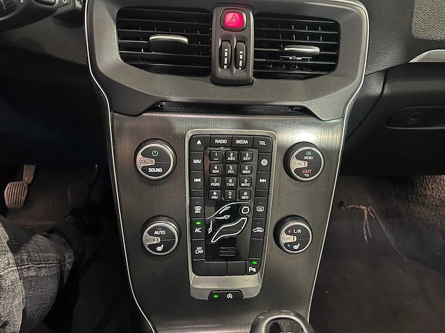 Volvo v40 2.0 d2 summum bns, hs-939-b - afbeelding 7 van  20