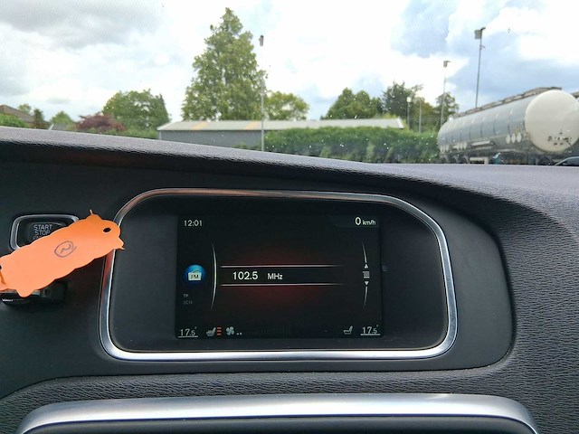 Volvo v40 2.0 d2 summum business| hr-843-t - afbeelding 14 van  32